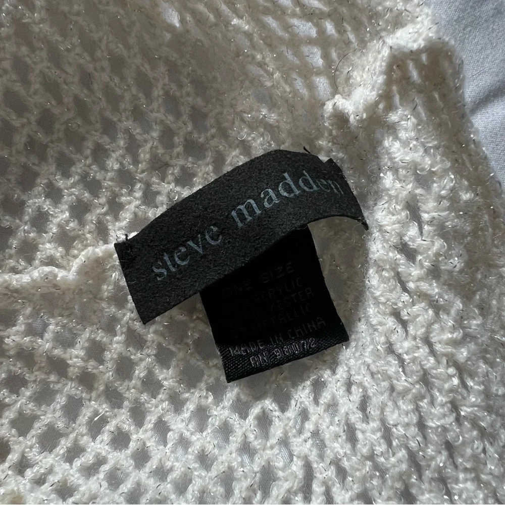 Steve Madden Cream and Gold Metallic Knit Infinity Scarf